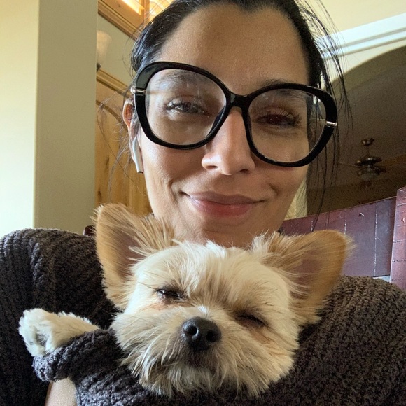 Meet your Posher, Anna - Picture 2 of 2